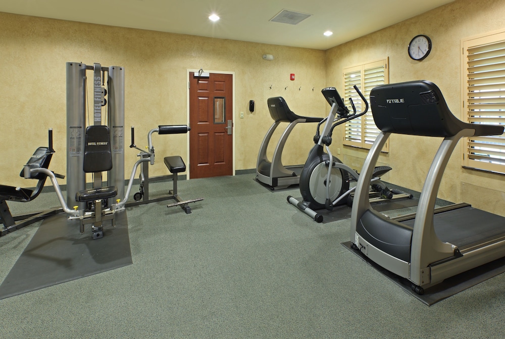 Staybridge Suites Hot Springs by IHG - photo 27