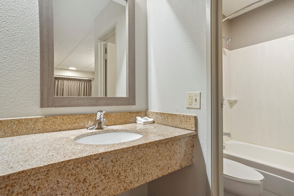 Red Roof Inn West Monroe - photo 29