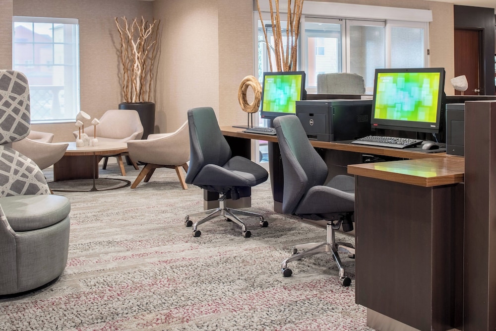 Courtyard by Marriott Portland North - photo 25