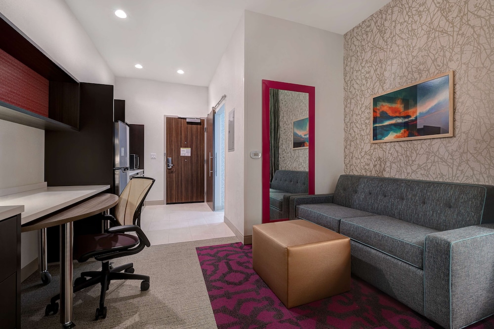 Home2 Suites by Hilton Redding - photo 15
