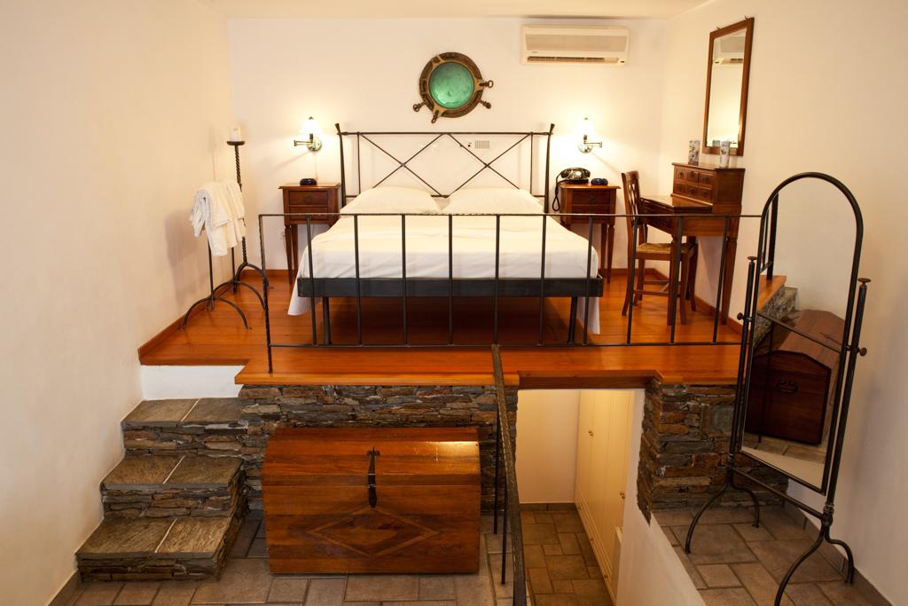 Hotel Alexandros - last minute hotel in Paros