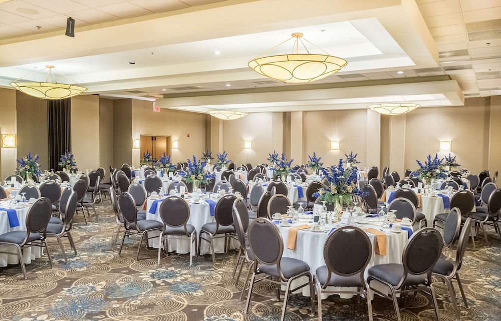 DoubleTree by Hilton Hotel Oak Ridge Knoxville - photo 31
