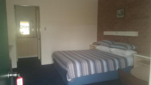 Omeo Motel — Bright — photo 4