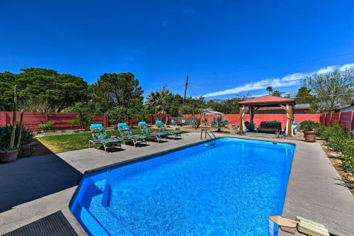 Vintage Las Vegas Oasis 3 Mi to the Strip