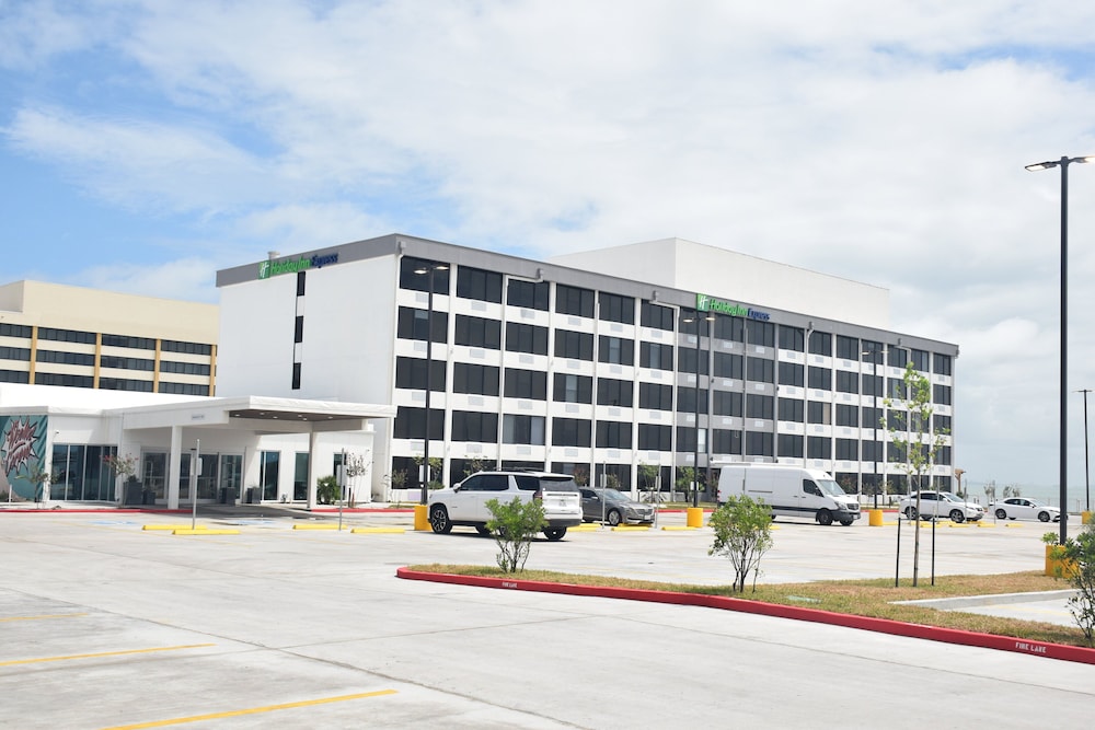 Holiday Inn Express Corpus Christi Beachfront by IHG - photo 62