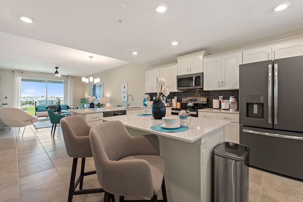 Resort Life At Storey Lake By Shine Villas #702 2 Bedroom Apts - photo 5