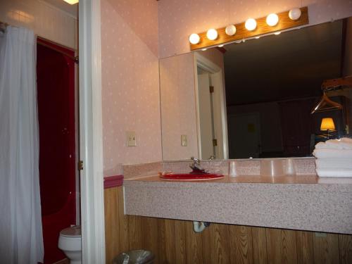 Red Rose Motel - photo 18