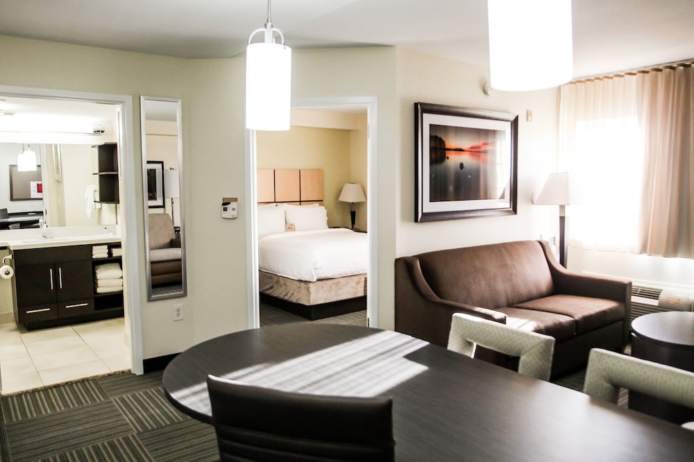 Candlewood Suites Richmond North Glen Allen by IHG - photo 9
