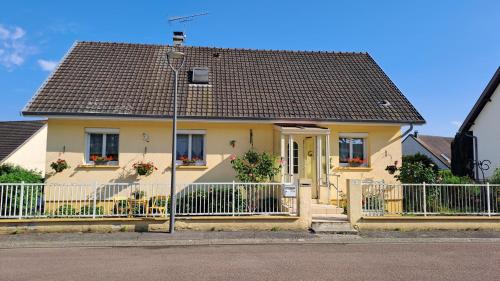 Chez Betty - last minute hotel in Unknown City