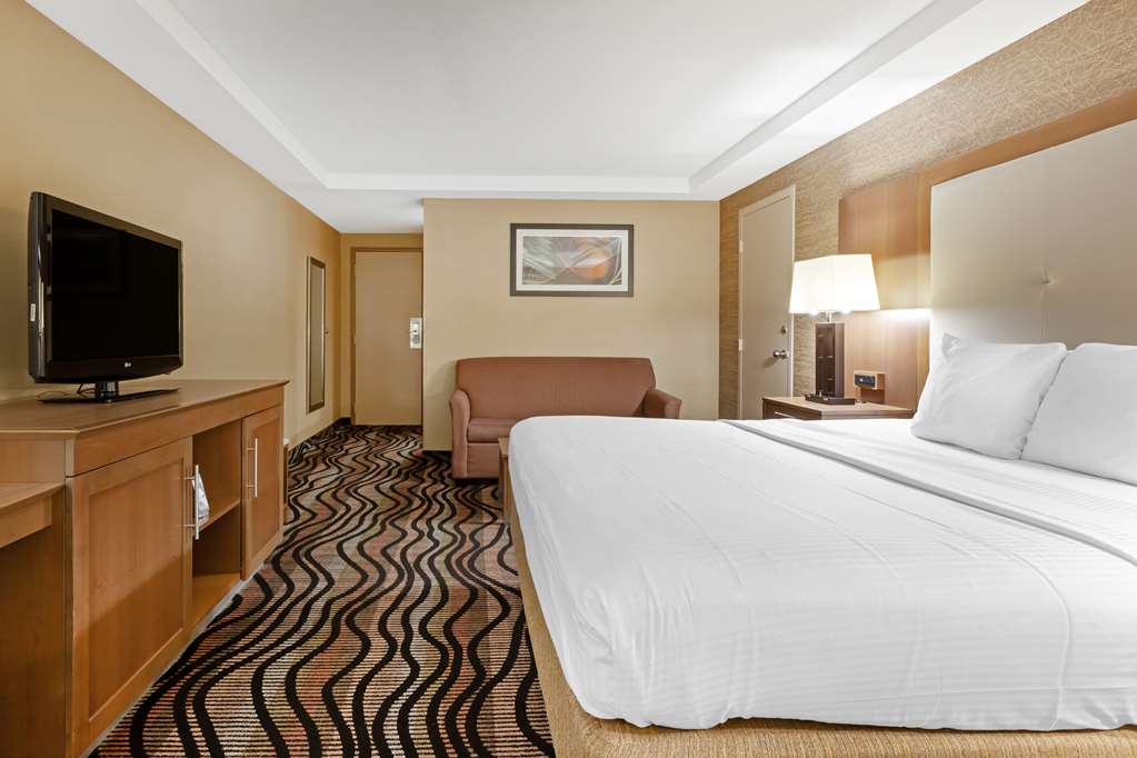 Best Western Summit Inn - photo 23