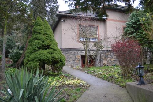 Vár lak Vendégház pet-friendly hotel Szendro