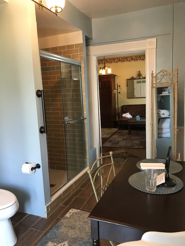 Vandiver Inn - photo 93