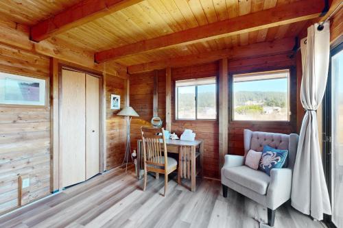 Shell Beach in Sea Ranch, United States