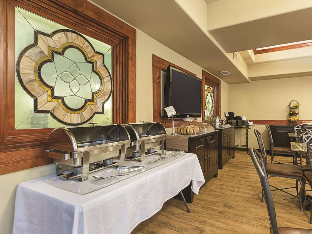 La Quinta Inn & Suites by Wyndham Trinidad - photo 53