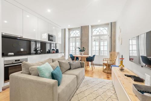 Almada Prime Live in Porto — 4-Star Luxury Hotel in Porto, Portugal