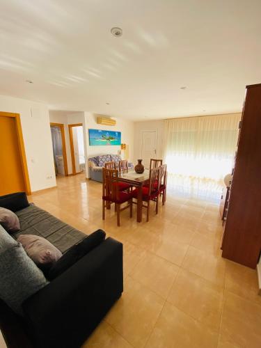 Villa Sant Rafel — 4-Star Luxury Hotel in Cambrils, Spain