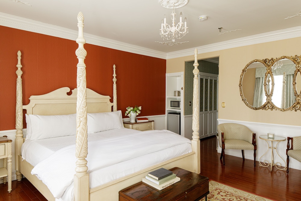The Litchfield Inn - photo 49