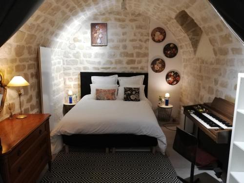 Les FrA res Montgolfier Le Marais 80 m2