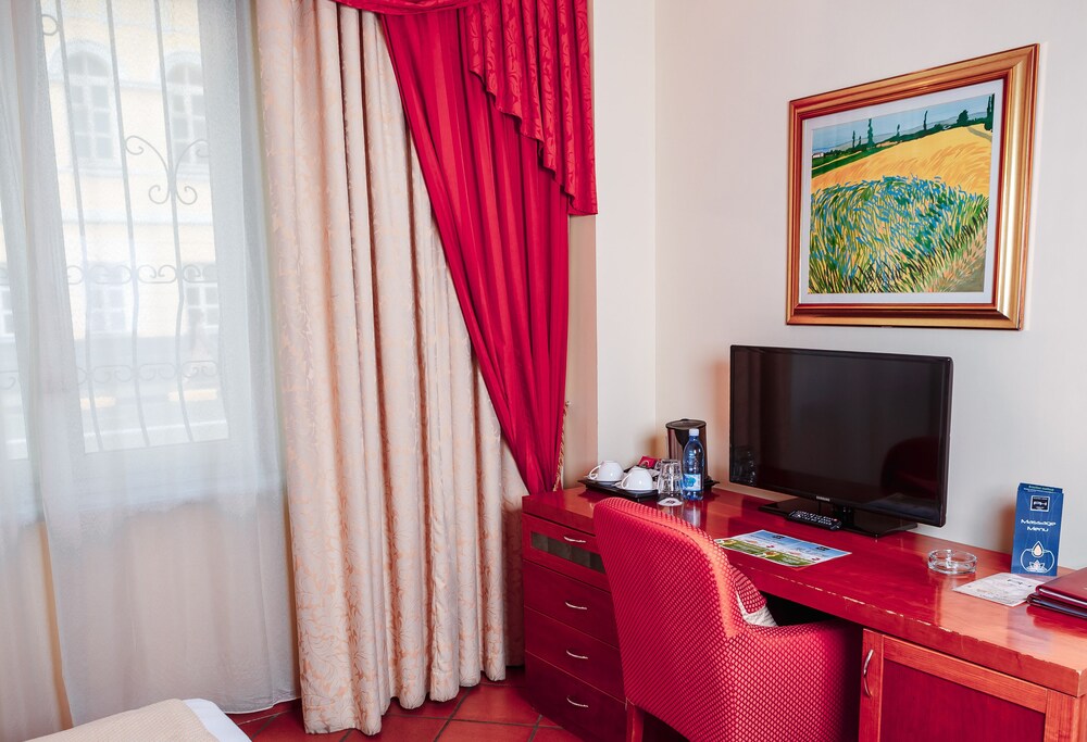 Hotel Pushkin — Oral — photo 4