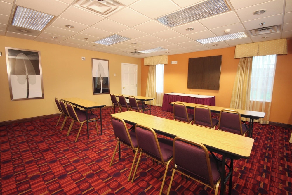 Residence Inn By Marriott Flint - photo 24