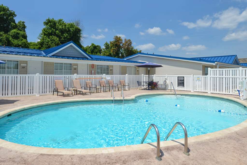 Americas Best Value Inn & Suites St. Clairsville Wheeling - photo 26