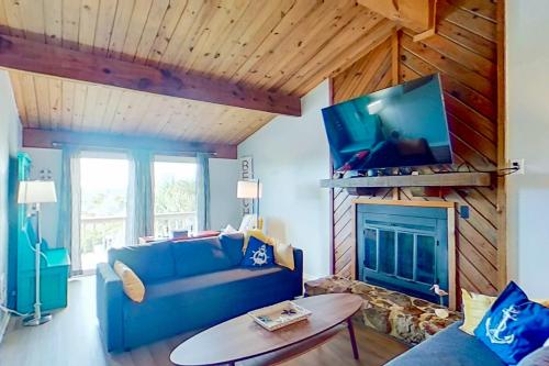 AB144 The Crows Nest — 4-Star Luxury Hotel in Atlantic Beach, United States