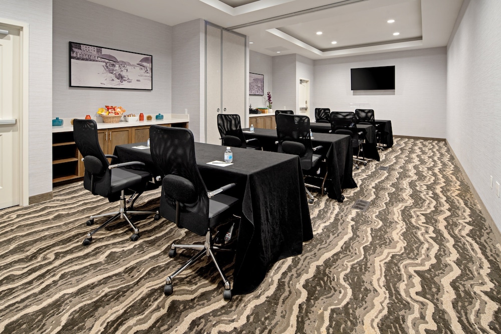 Staybridge Suites Long Beach Airport by IHG - photo 35