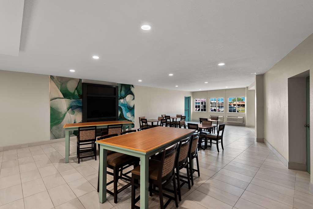 Wyndham Garden Ankeny - photo 19