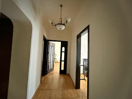 White Apartament in old tbilisi