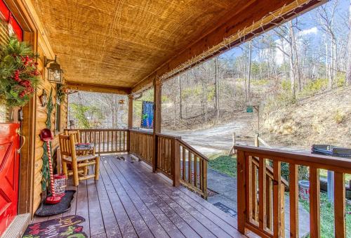 Santas Lakehouse On the Lake Arcade Game Hot Tub 560 FREE tickets each paid day - photo 10