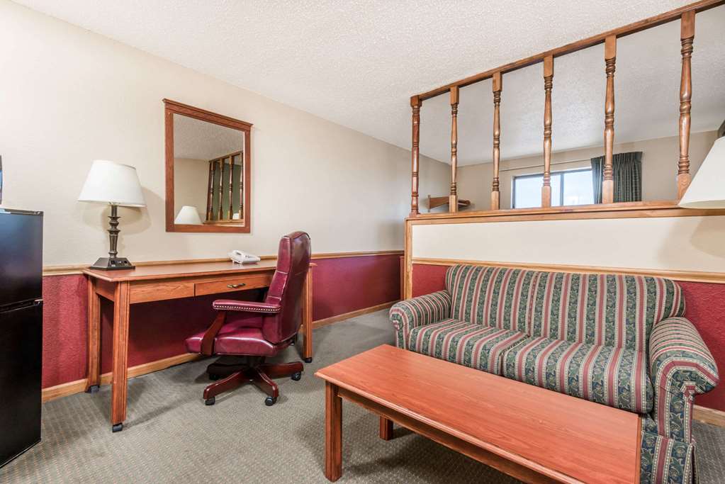 Super 8 by Wyndham Maysville KY - photo 33