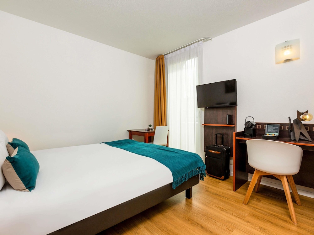 Aparthotel Adagio Access Paris Porte De Charenton — hotel in Charenton-Le-Pont