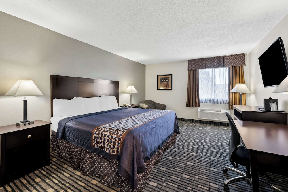 SureStay Plus Hotel by Best Western Lubbock Medical Center - photo 12