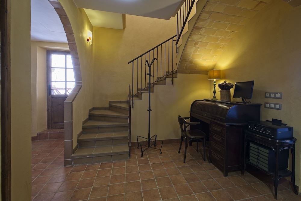 Can Muní Pins — hotel in Vilopriu