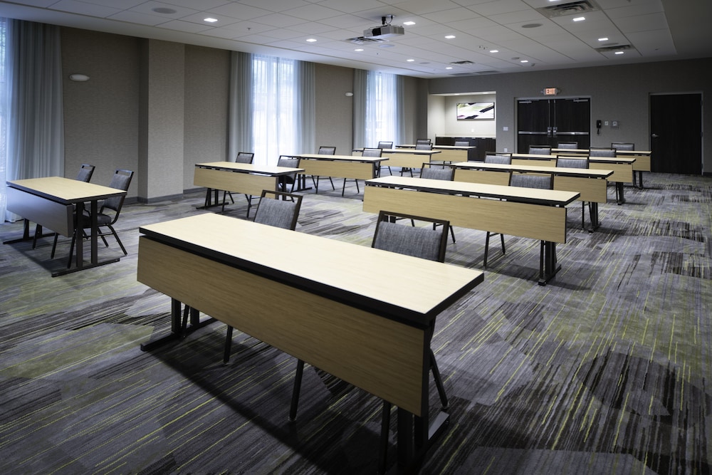 Courtyard by Marriott Asheville Biltmore Village - photo 47