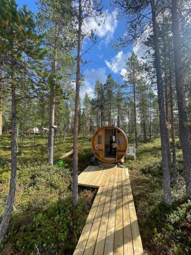 LaplandLiv Glampingtent with private sauna at the lake - last minute hotel in Unknown City