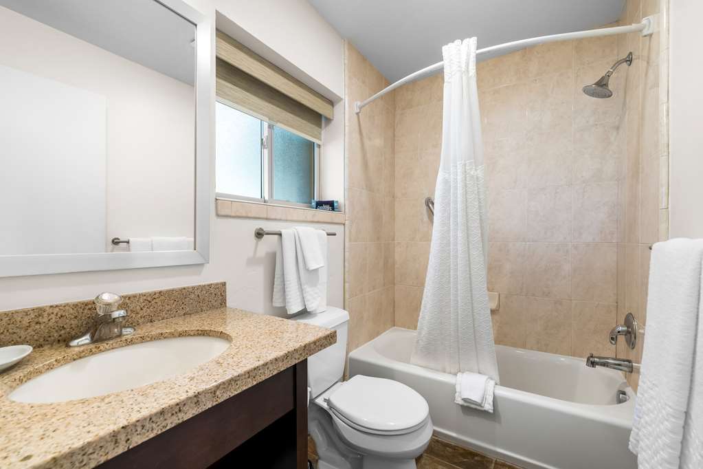 Best Western Driftwood Inn - photo 40