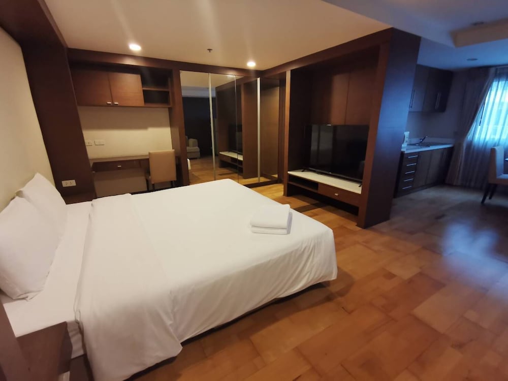 The Ninth Place Serviced Residence — 4-Star Luxury Hotel in Bangkok, Thailand