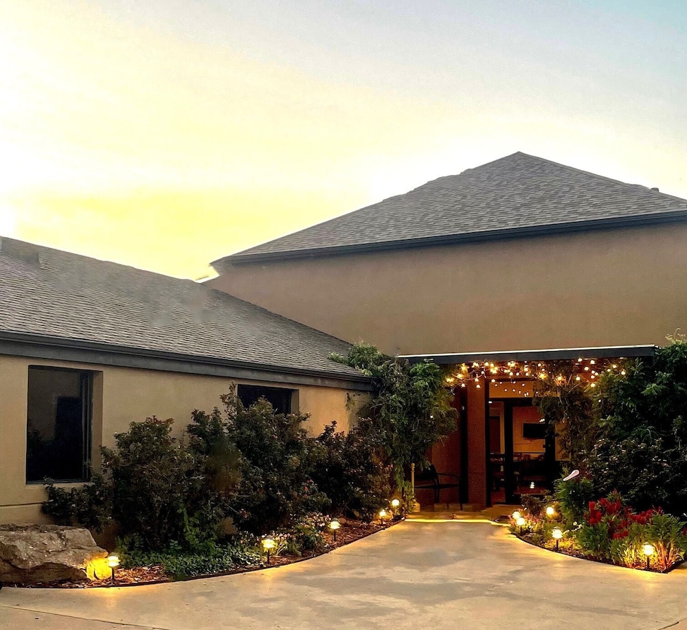 The Oasis Extended Stay - photo 16