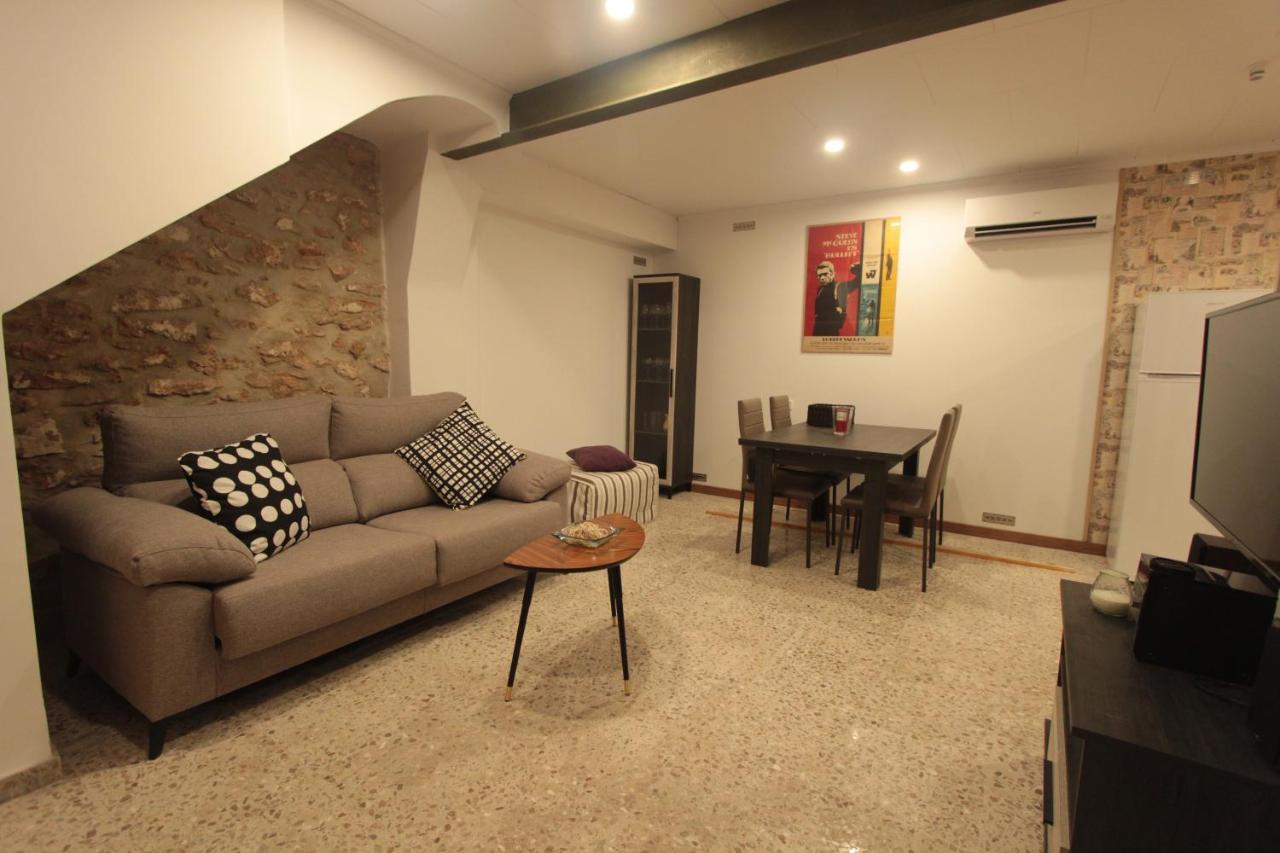 Can Clos Bonet Carrer Colon — Amposta