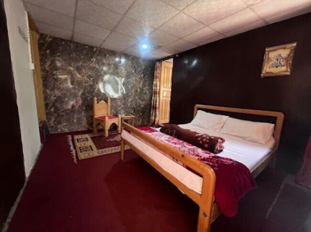 Big Dreams Inn hotel in Athmuqam, Pakistan