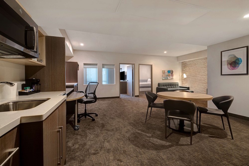 Home2Suites by Hilton Anaheim Resort - photo 22
