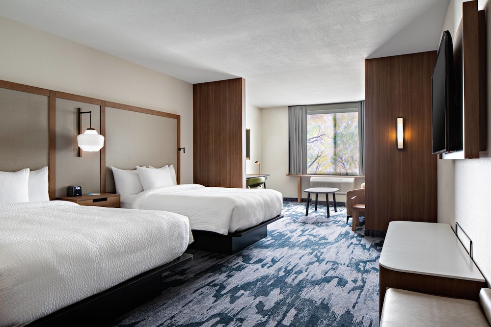 Fairfield Inn & Suites by Marriott Fayetteville - photo 4
