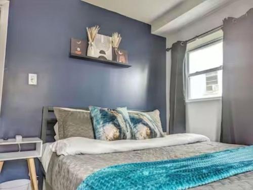 Stylish & Cozy #1 8 mins to DCA & Washington DC — 4-Star Luxury Hotel in Alexandria, United States