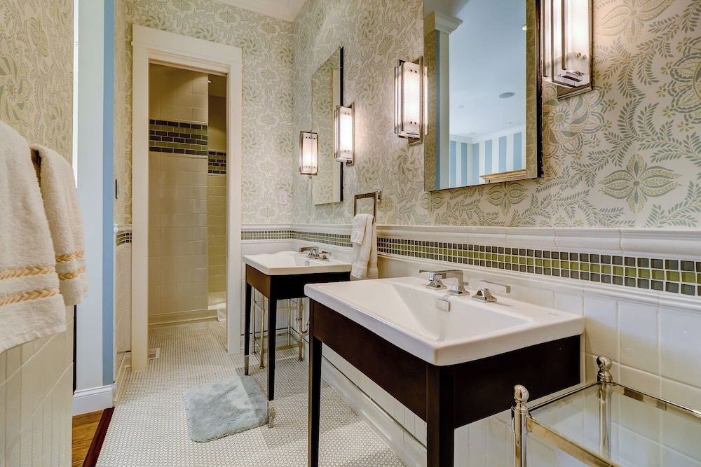 38 Windjammer Court at the Sea Pines Resort - photo 18