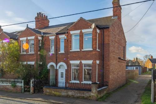 Heacham Hidey Hole in Heacham, United Kingdom