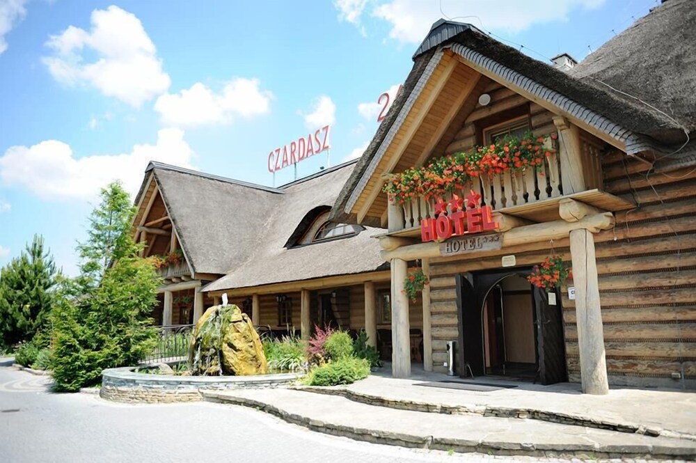 Hotel Czardasz — hotel in Kozieglowy