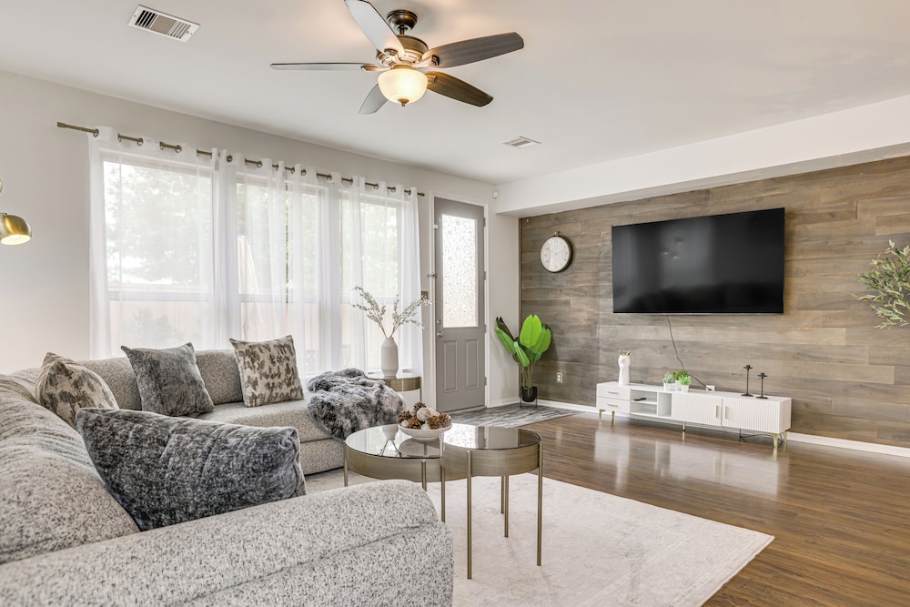 Golf Bike Fish & More: Family Getaway in Katy in Katy, United States