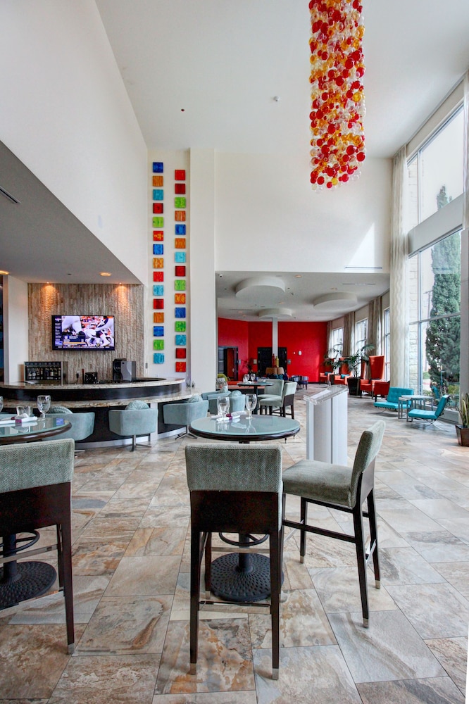 Hotel Indigo Waco Baylor An Ihg Hotel - photo 3