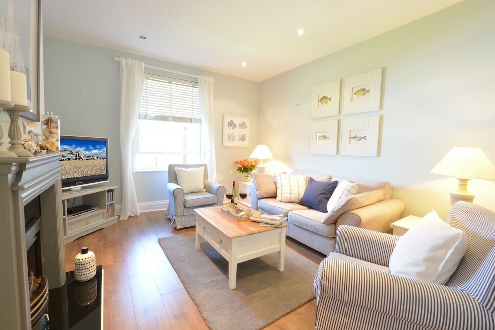 High Tide Crabbe Street Aldeburgh — 4-Star Luxury Hotel in Aldeburgh, United Kingdom